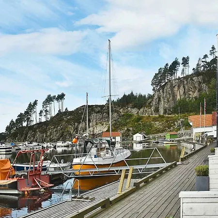 Lejlighed Two-bedroom Holiday In 1 *