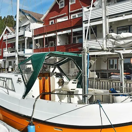 Two-bedroom Holiday In 1 Uggdal